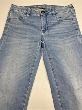 American Eagle Outfitters Light Blue Skinny Jeans
